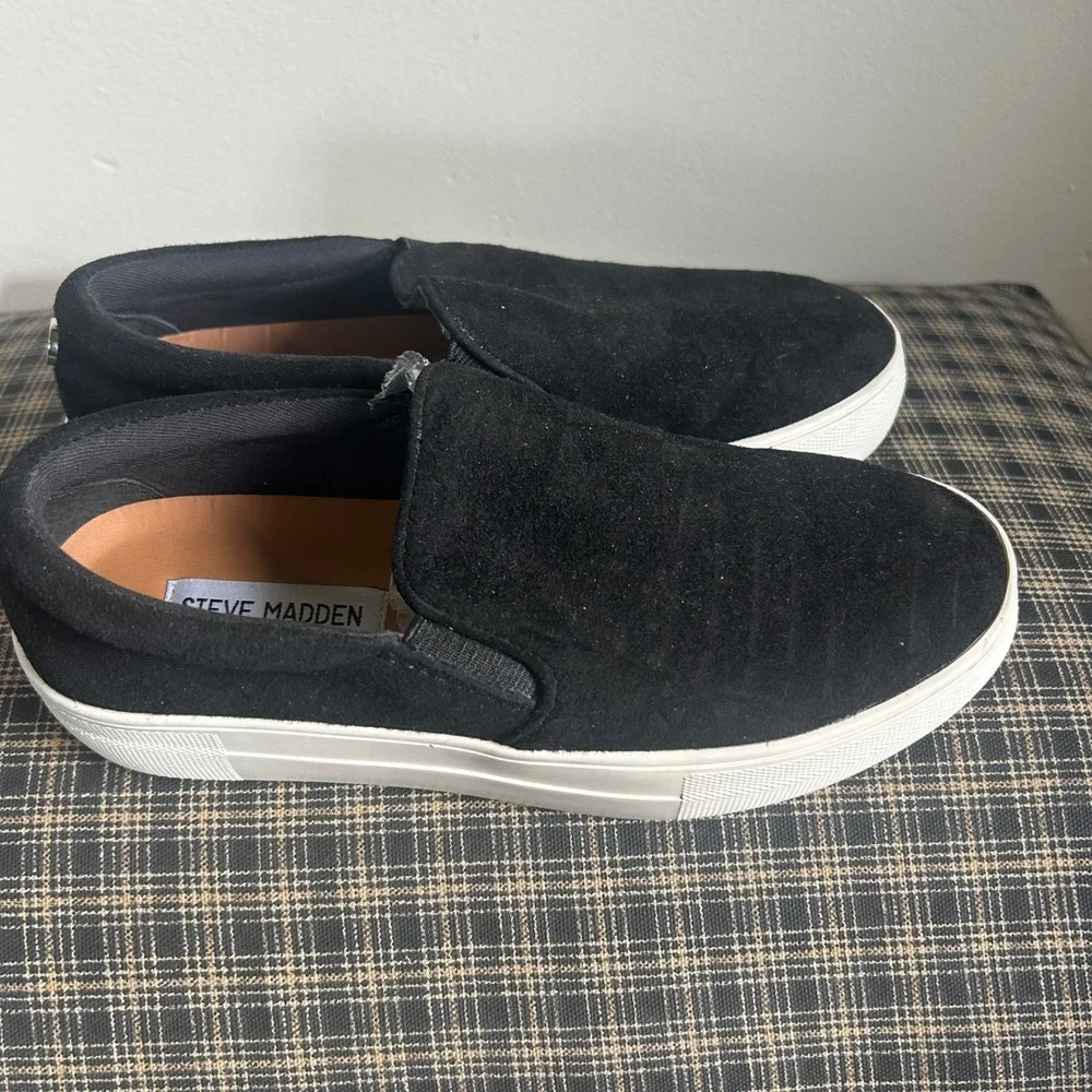 Steve Madden these steve
